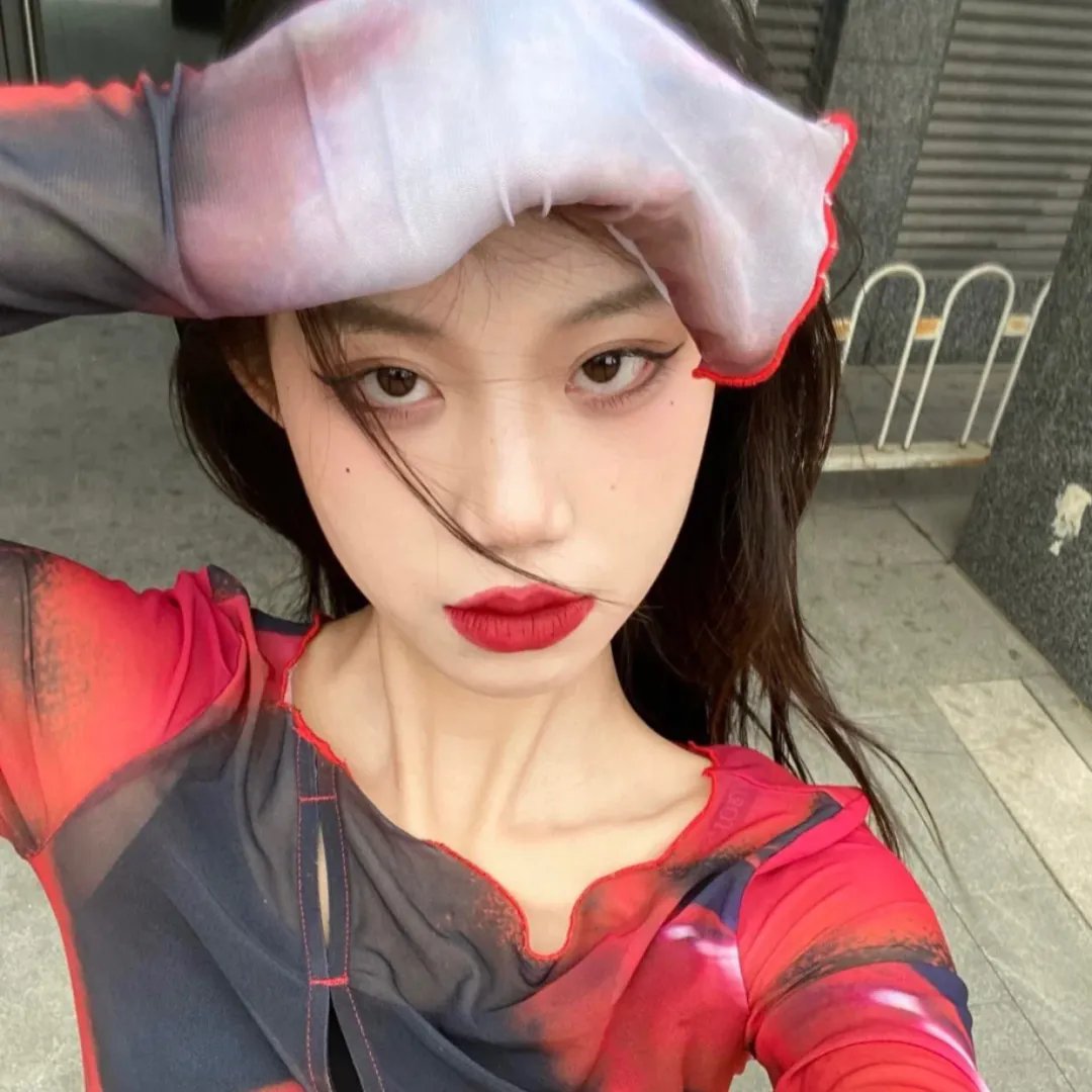 银发的阿基多